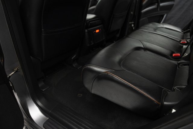 Used 2020 Nissan Armada SL w/ Premium Package image 16