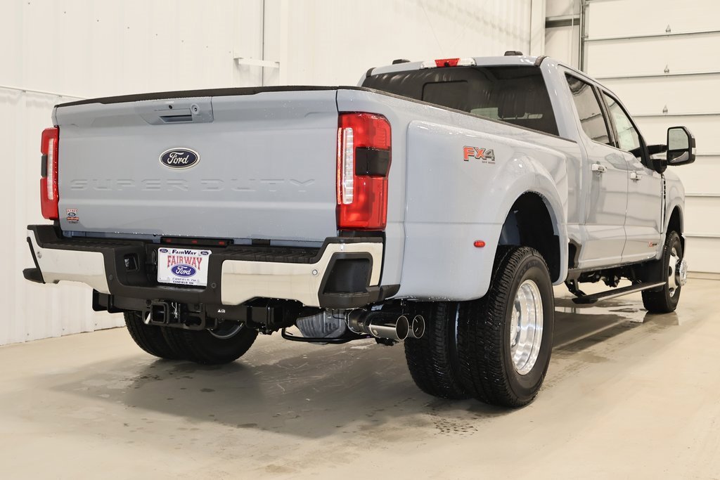 New 2025 Ford F350 Lariat w/ Lariat Ultimate Package image 8