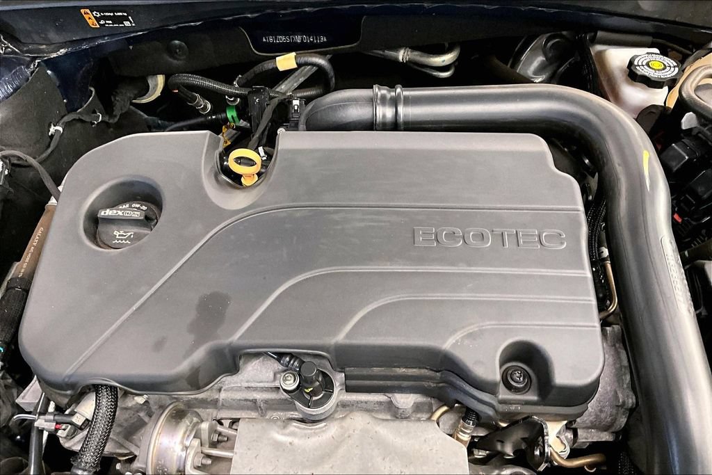Used 2021 Chevrolet Malibu LT FWD image 31