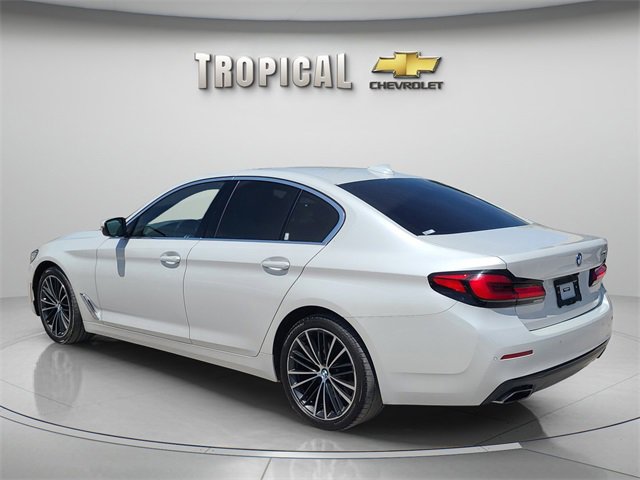 Used 2022 BMW 530i w/ Convenience Package image 3
