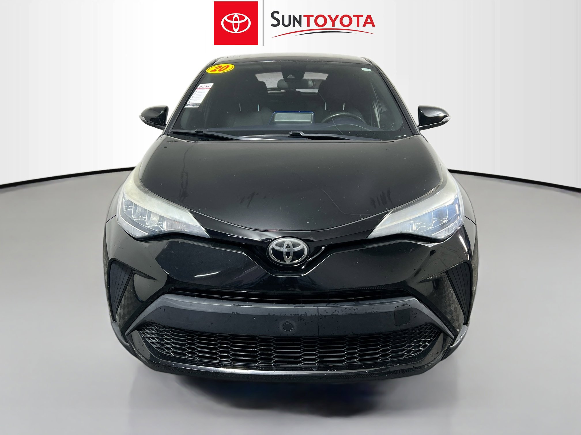 Used 2020 Toyota C-HR XLE image 10