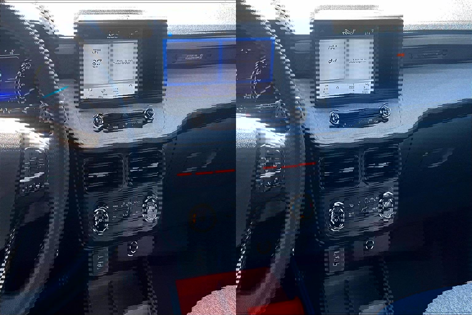 Used 2022 Ford Maverick XLT w/ Equipment Group 300A Standard image 5