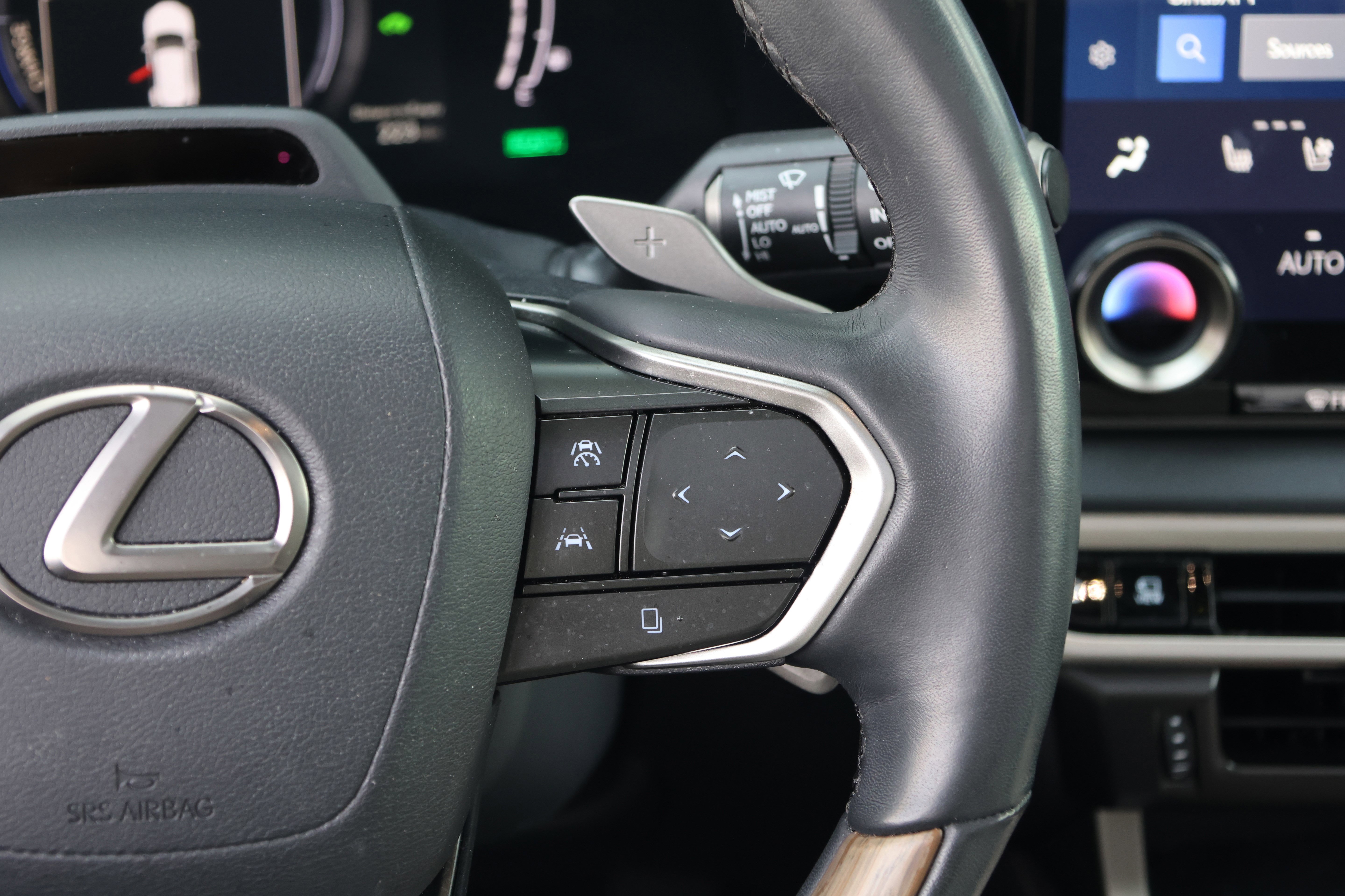 Certified 2023 Lexus RX 350 w/ Accessory Package (Z1) image 21