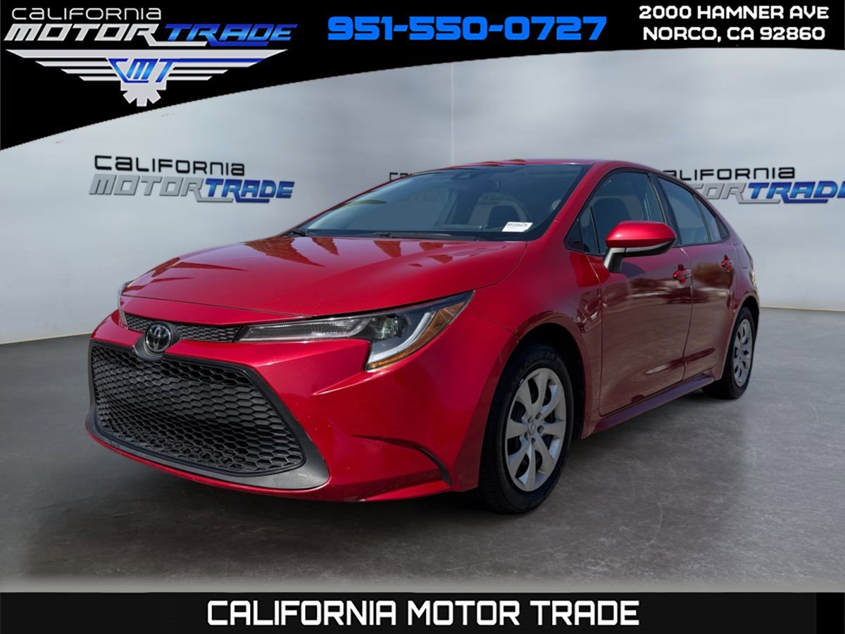 Used 2021 Toyota Corolla LE image 1