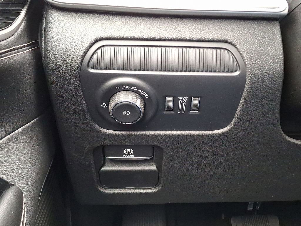 New 2025 Jeep Wagoneer L Series II w/ Premium Group I image 17