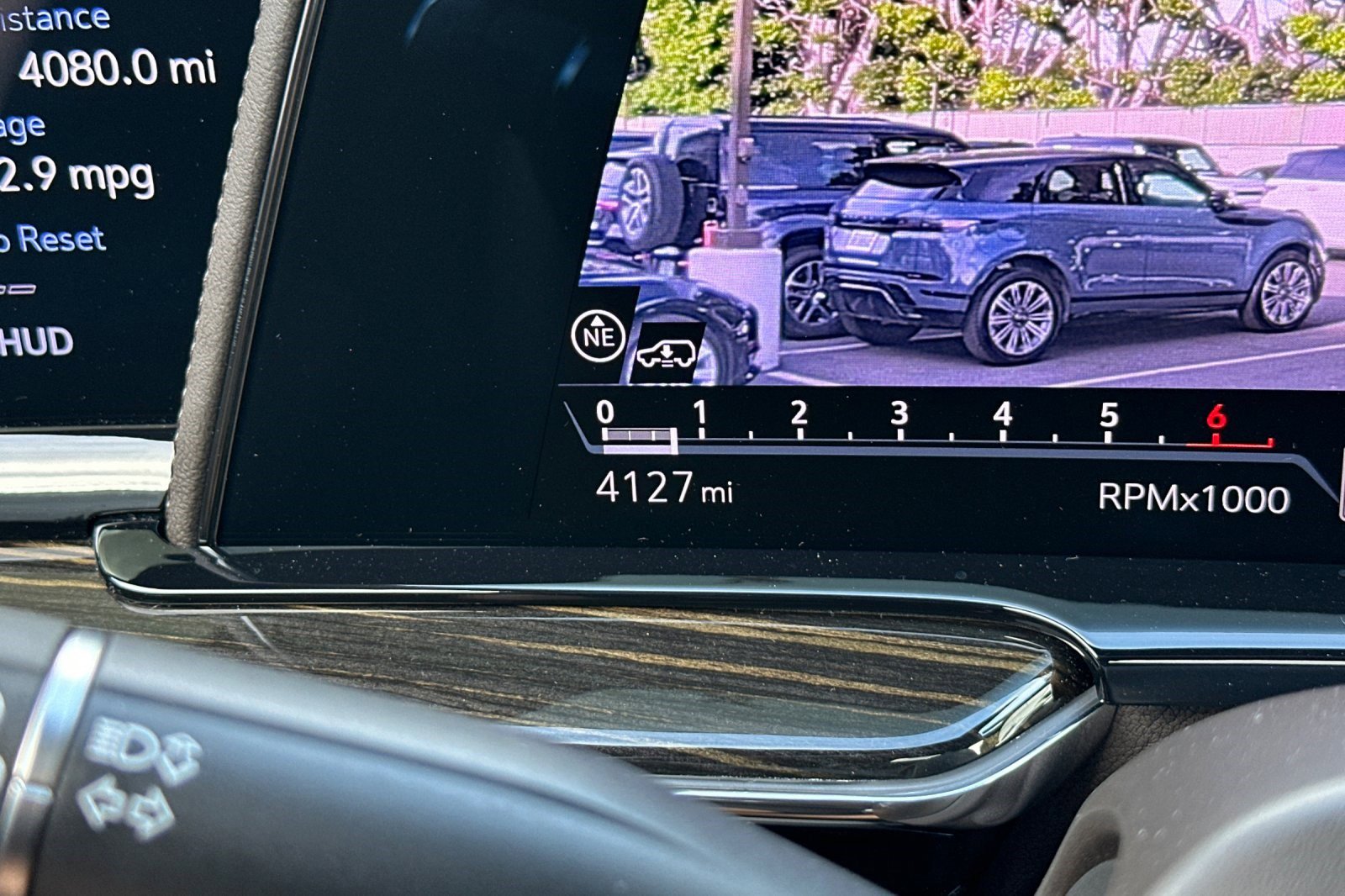 Used 2024 Cadillac Escalade Sport w/ LPO, ONYX Package image 37