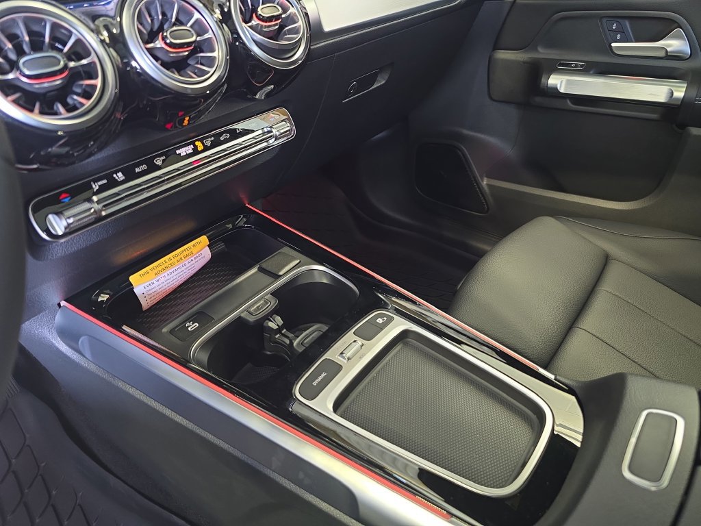 New 2026 Mercedes-Benz GLB 250 image 26