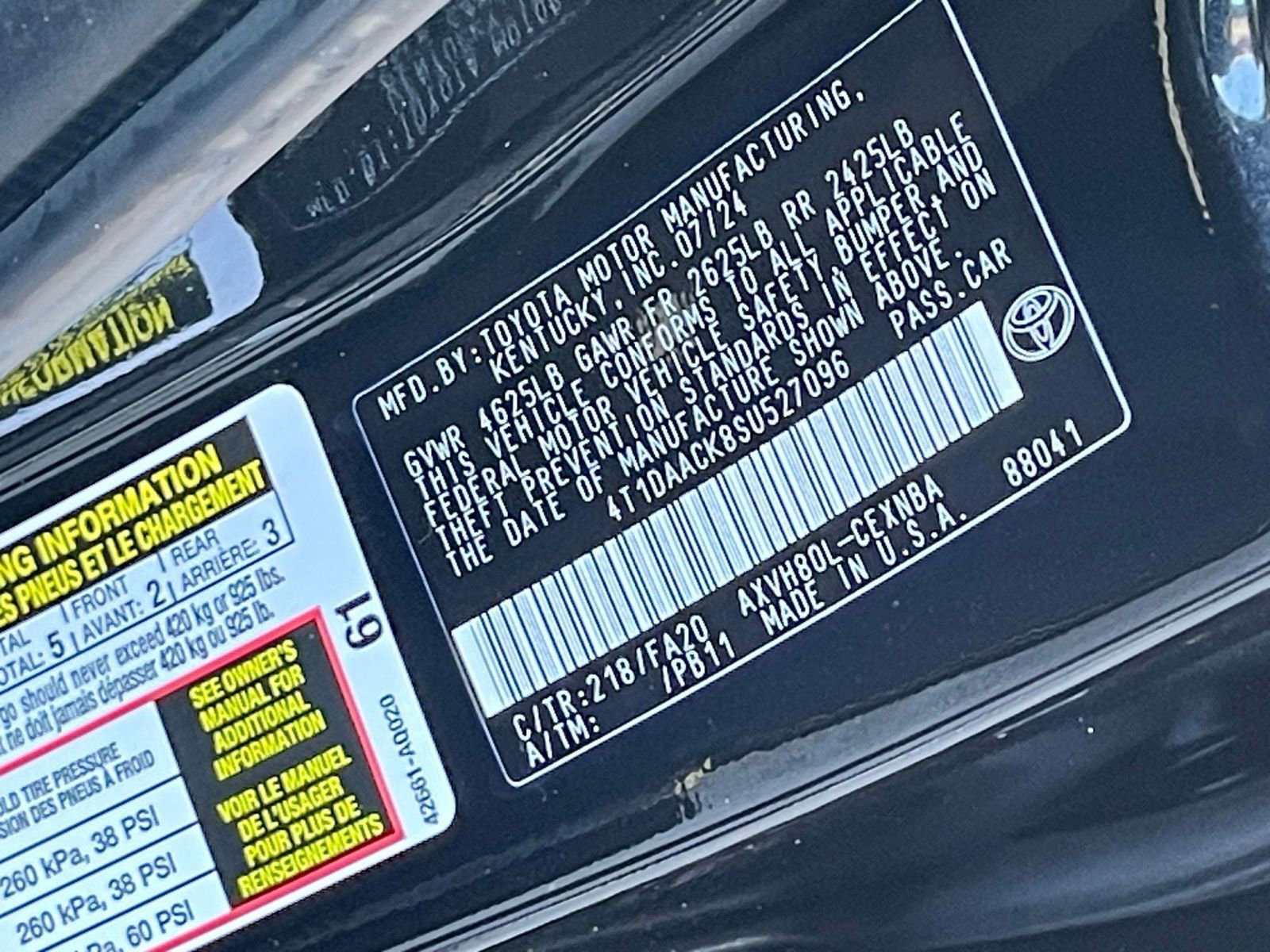 Used 2025 Toyota Camry LE image 28