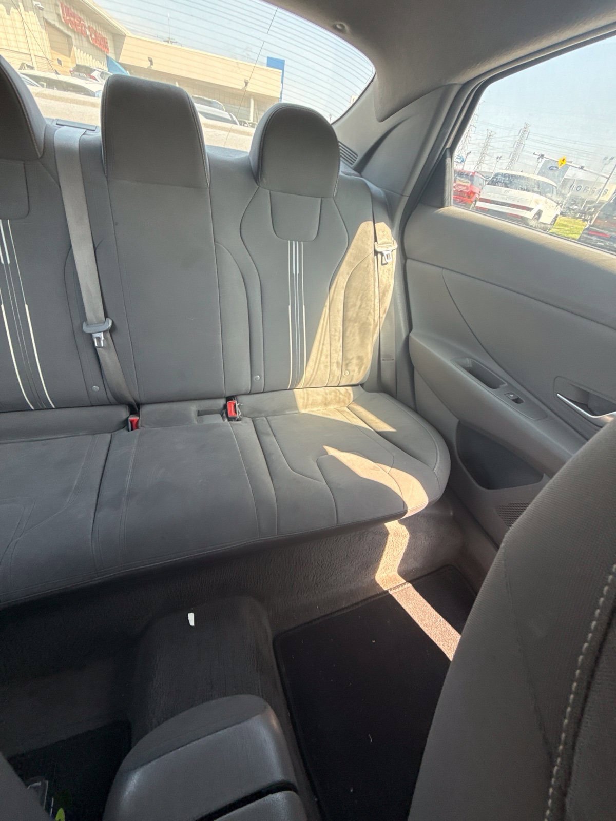Used 2023 Hyundai Elantra SEL FWD image 18