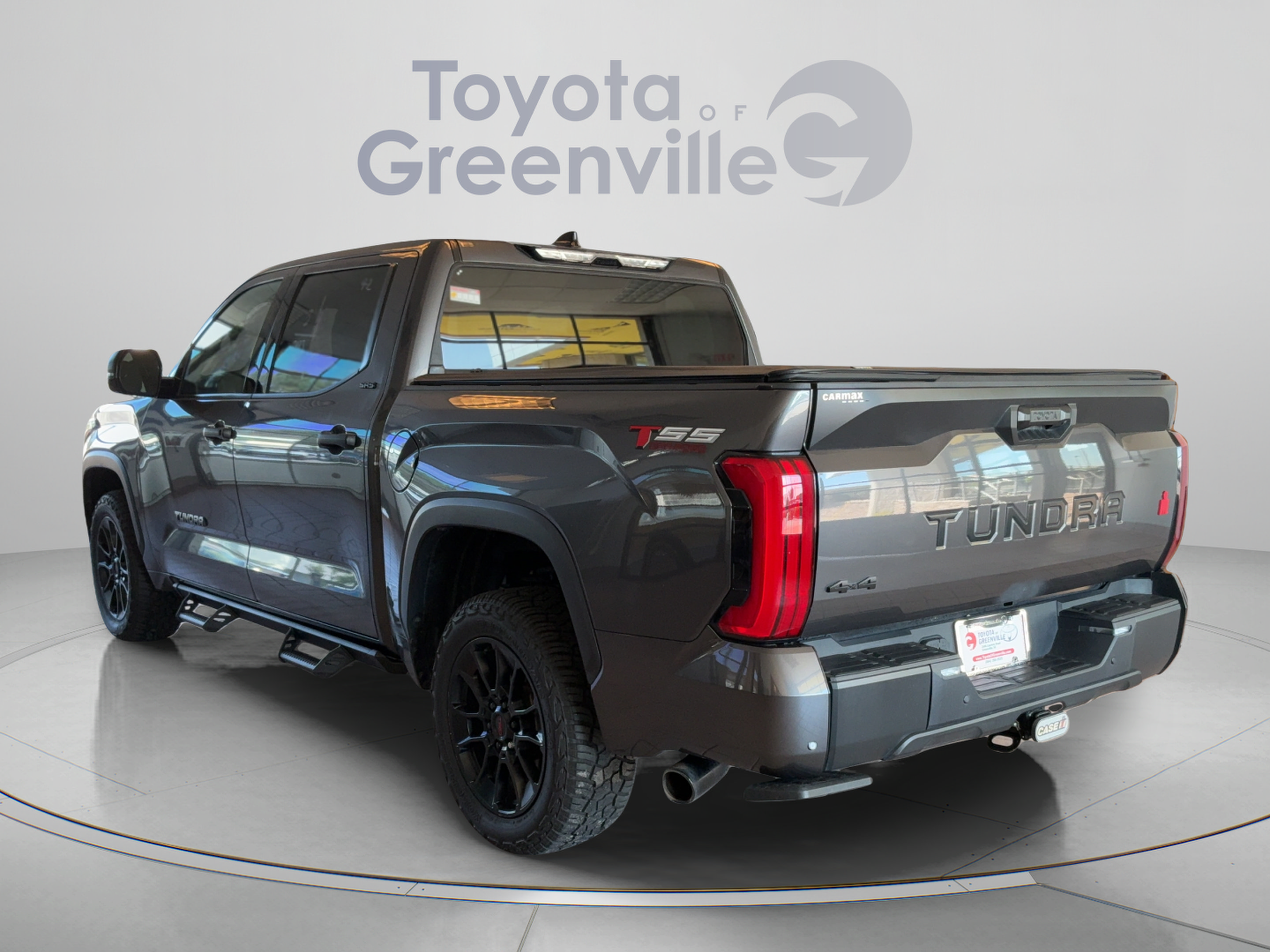 Used 2023 Toyota Tundra SR5 w/ SR5 Convenience Package AWD/4WD image 4