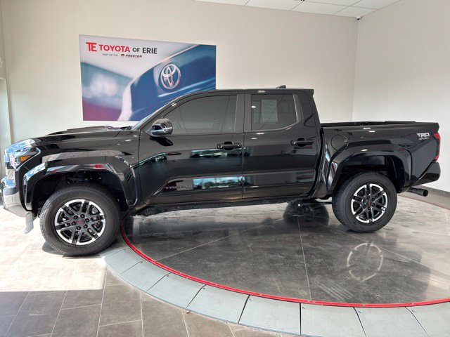 Certified 2024 Toyota Tacoma TRD Sport w/ TRD Sport Upgrade Package AWD/4WD image 4