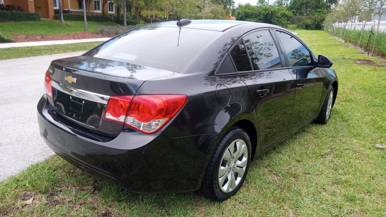 Used 2016 Chevrolet Cruze LS image 6