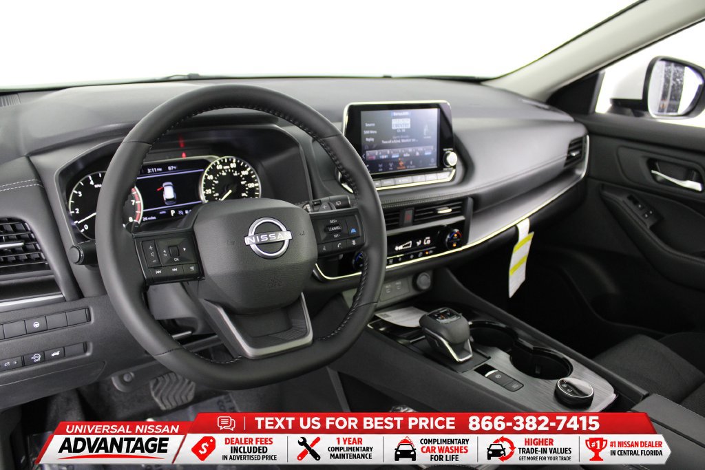 New 2026 Nissan Rogue SV FWD image 16