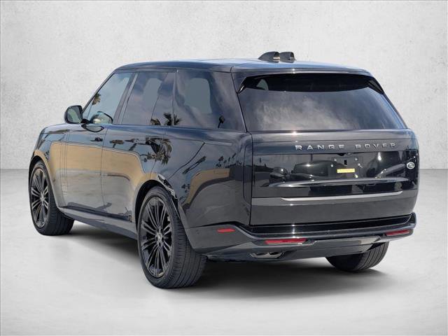 Used 2023 Land Rover Range Rover SE image 7