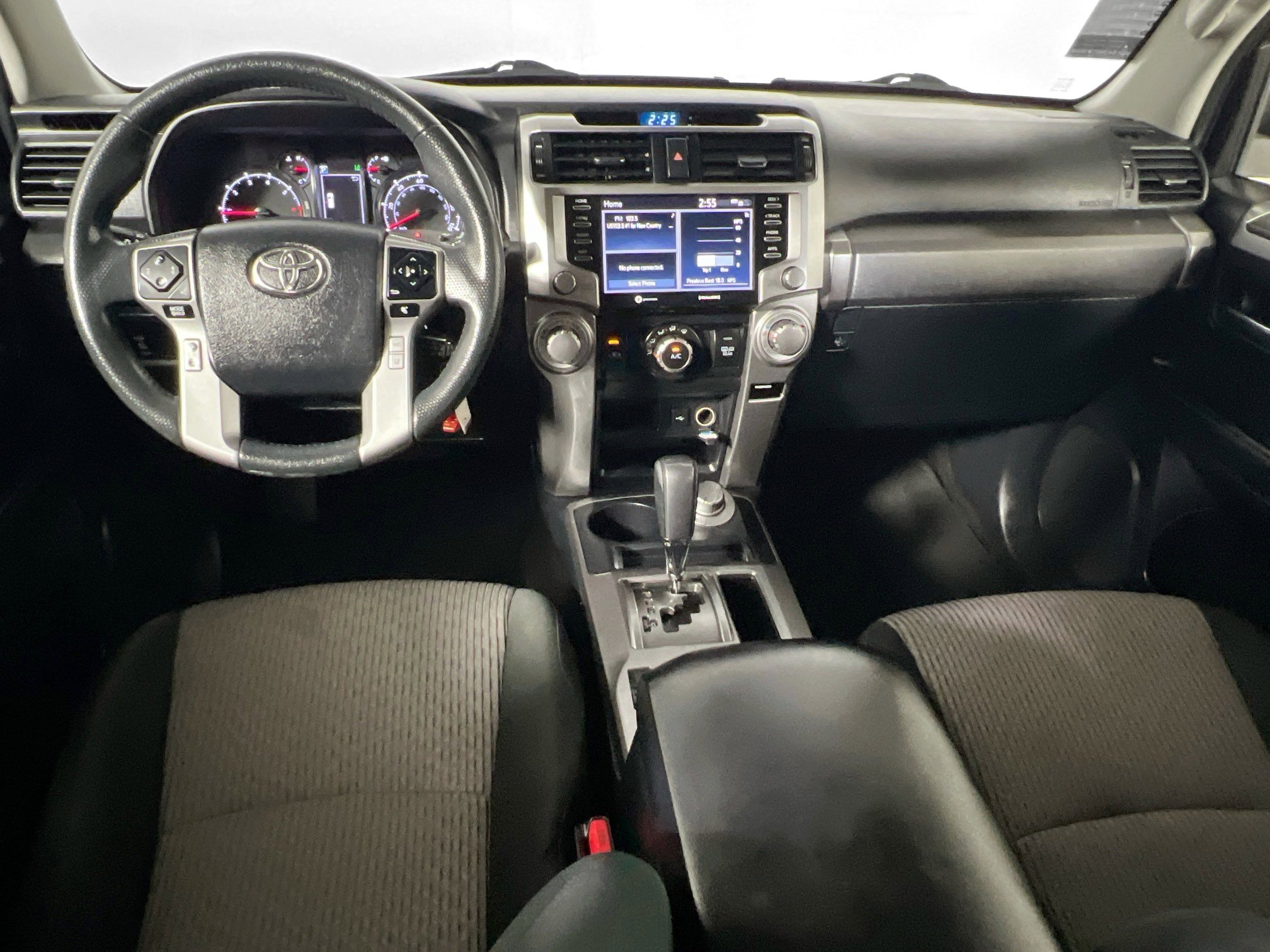 Used 2021 Toyota 4Runner SR5 AWD/4WD image 29