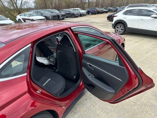 New 2026 Hyundai Sonata Blue FWD image 16