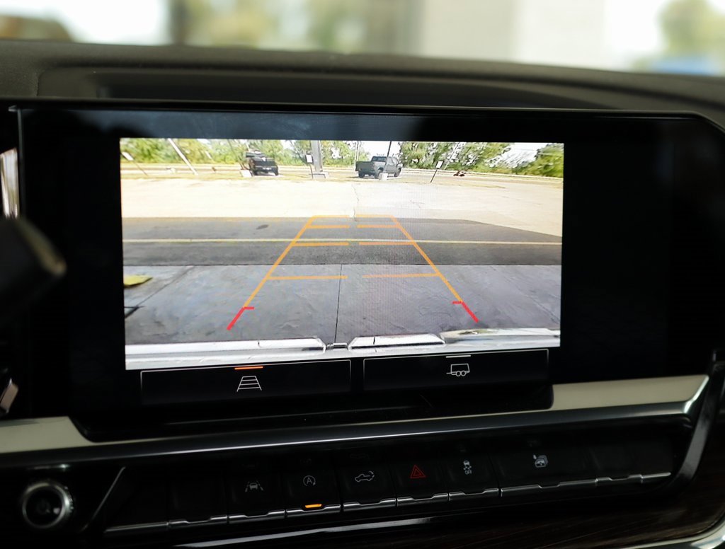 Used 2023 GMC Sierra 1500 Elevation image 16