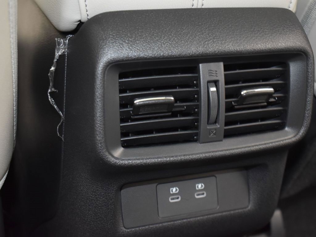 New 2025 Nissan Murano SL image 23