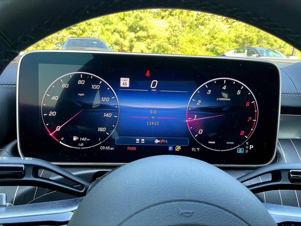 Used 2024 Mercedes-Benz CLE 300 4MATIC Coupe image 5