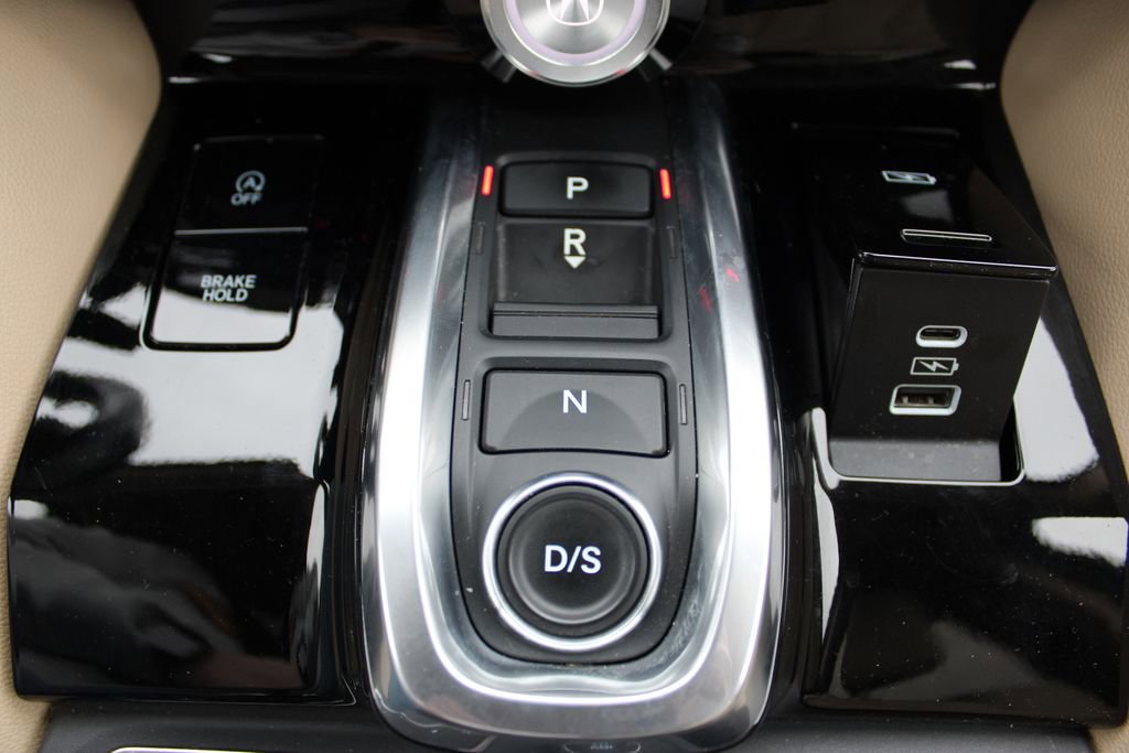 Used 2022 Acura MDX SH-AWD image 32