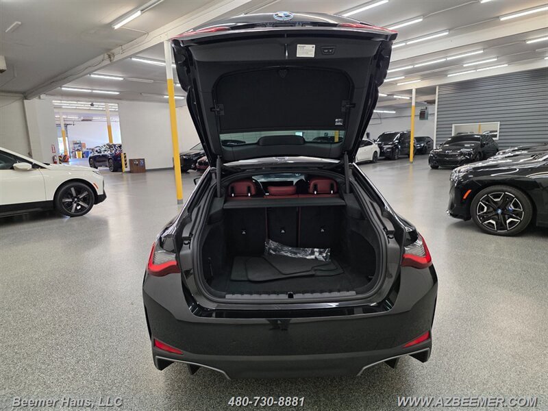 Used 2023 BMW i4 eDrive35 RWD image 8