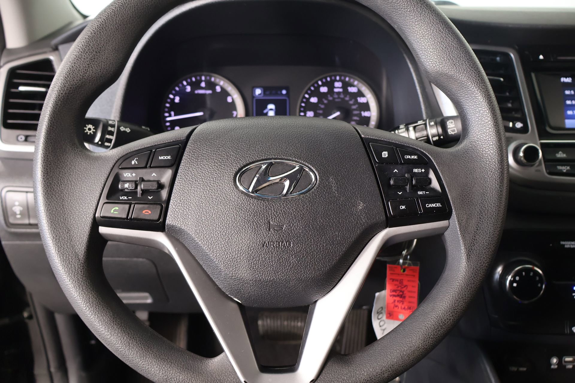 Used 2018 Hyundai Tucson SE image 3