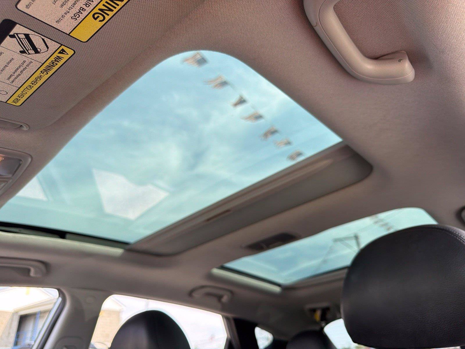 Used 2010 Hyundai Tucson Limited w/ Premium Pkg 4 FWD image 31