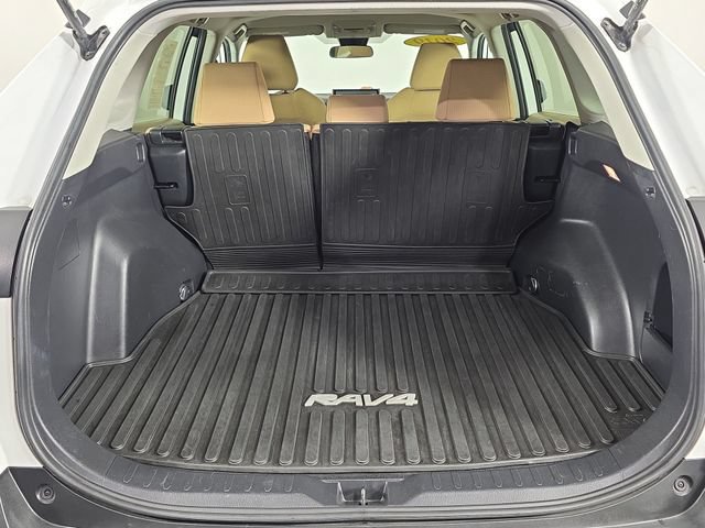 Used 2019 Toyota RAV4 LE w/ All Weather Liner Package FWD image 37