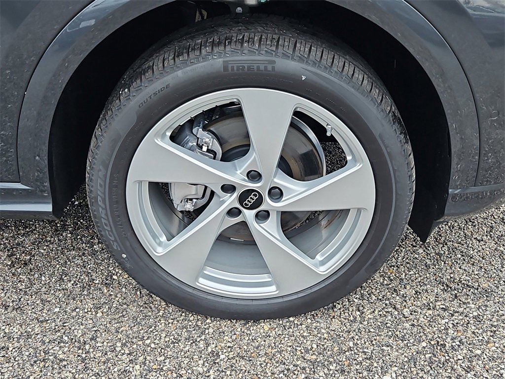 New 2025 Audi Q5 Premium Plus image 4