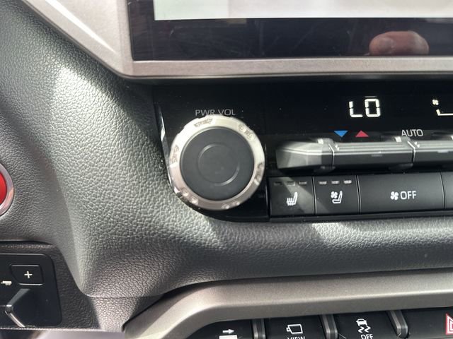 Used 2022 Toyota Tundra Limited w/ TRD Off-Road Package image 14