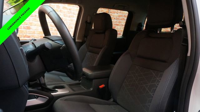 Certified 2025 Nissan Frontier SV w/ SV Convenience Package AWD/4WD image 10