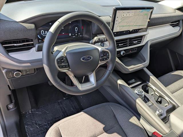 New 2025 Ford Explorer Active image 3