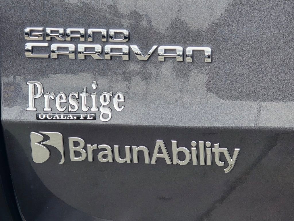 Used 2020 Dodge Grand Caravan SXT image 15