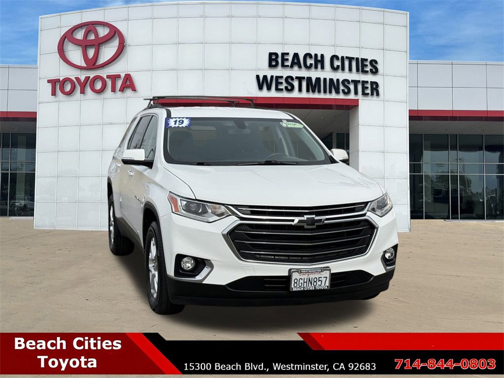 Used 2019 Chevrolet Traverse LT image 3