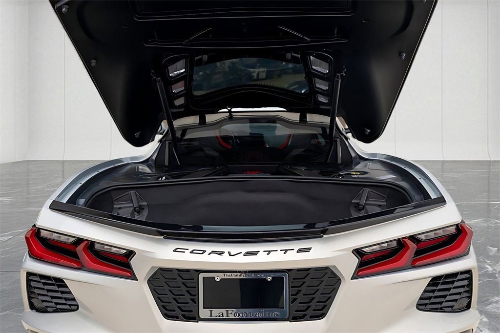 Used 2022 Chevrolet Corvette Stingray Coupe image 6