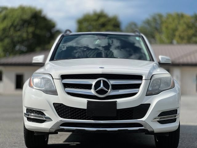 Used 2015 Mercedes-Benz GLK 350 4MATIC image 2