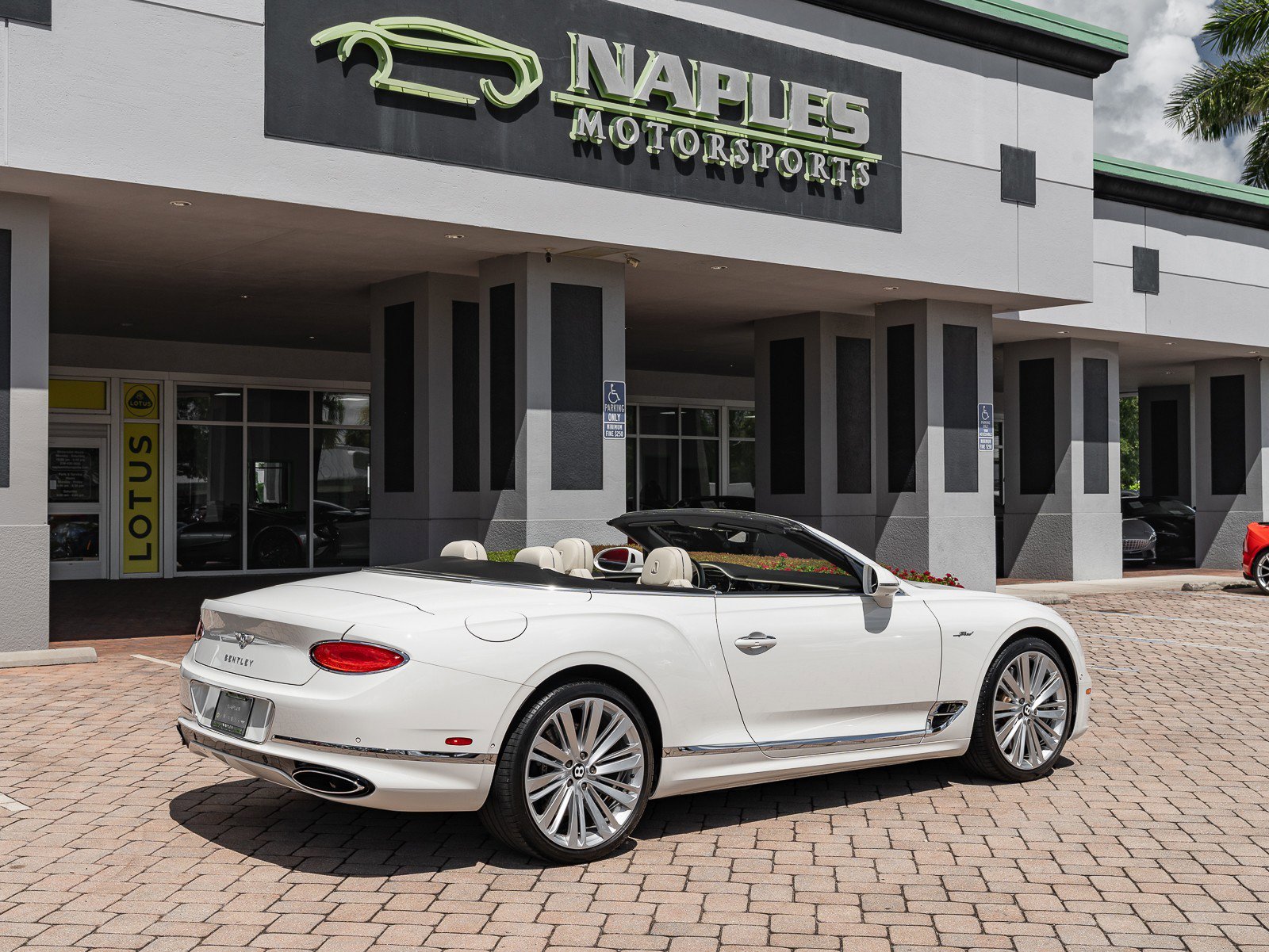Used 2022 Bentley Continental GT Speed image 23