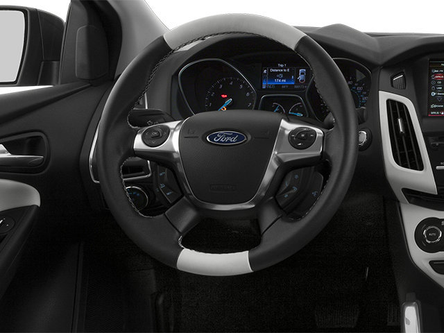 Used 2014 Ford Focus SE FWD image 6