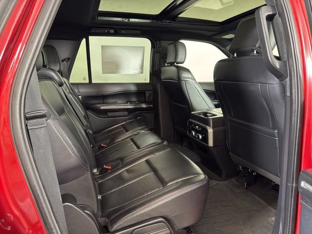 Certified 2019 Ford Expedition Max XLT w/ Equipment Group 202A AWD/4WD image 5