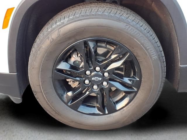 Used 2023 Chevrolet Traverse LT FWD image 10