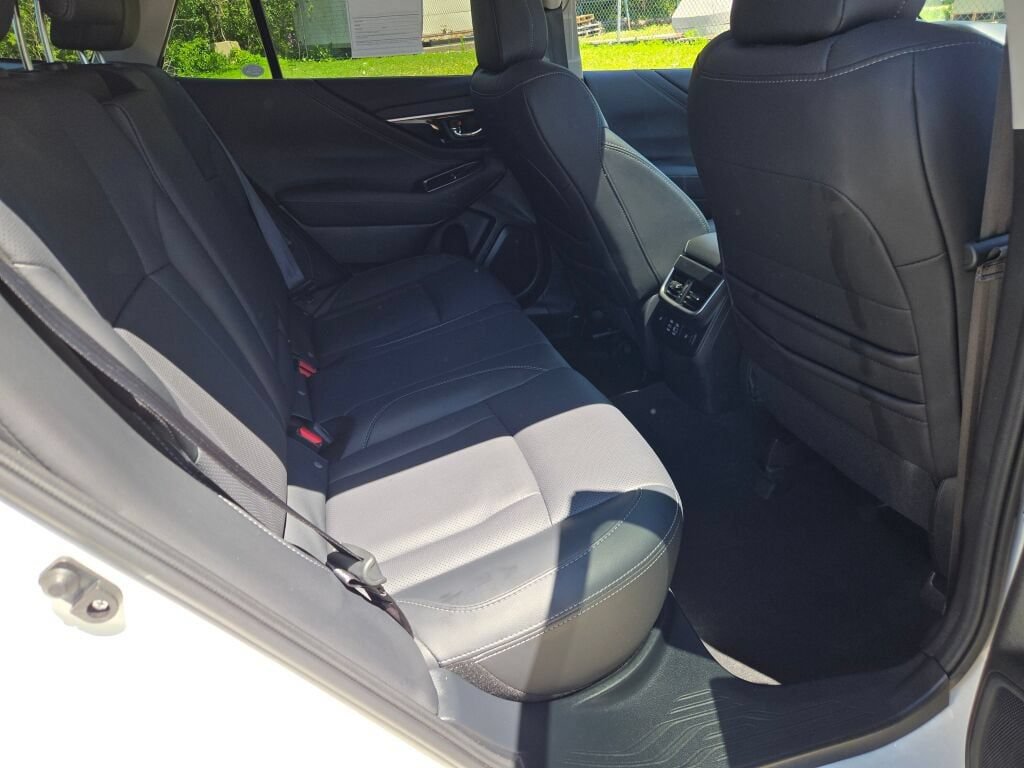 Certified 2024 Subaru Outback Limited AWD/4WD image 10