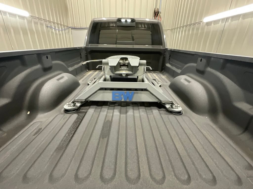 Used 2025 RAM 3500 Big Horn AWD/4WD image 28