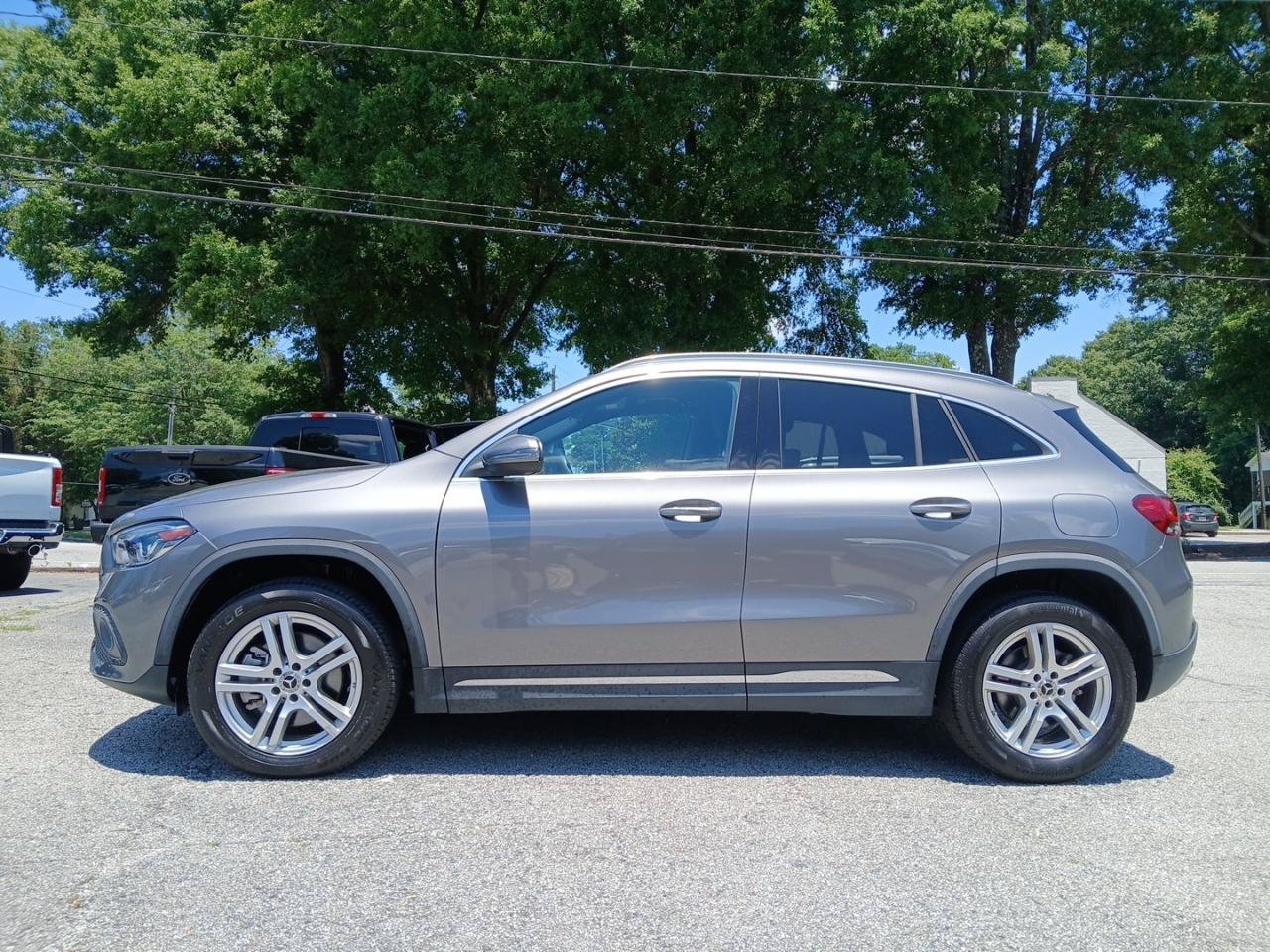 Used 2023 Mercedes-Benz GLA 250 image 1