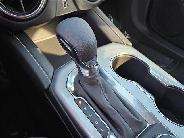 Used 2025 Chevrolet Blazer LT FWD image 13