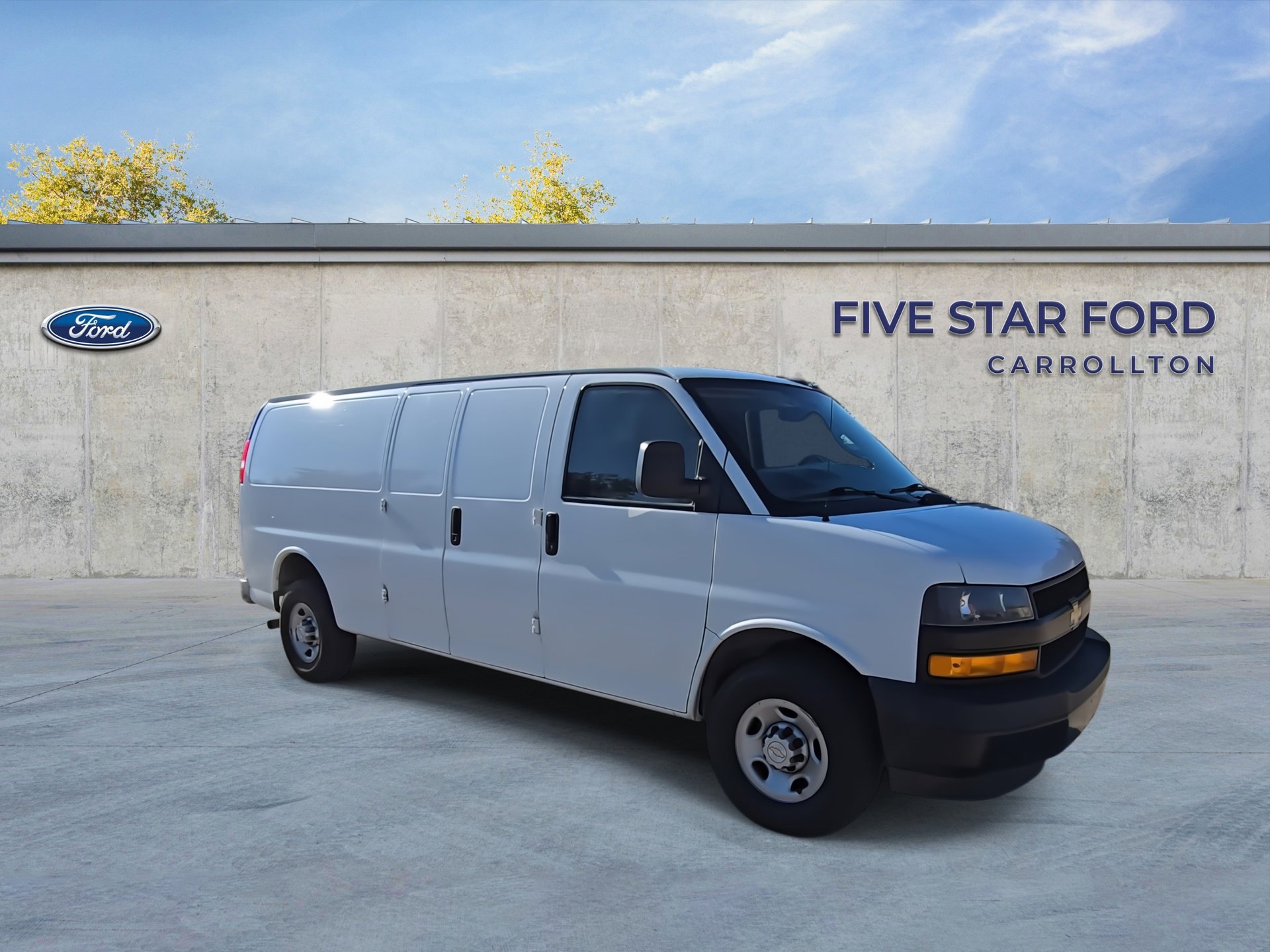 Used 2021 Chevrolet Express 2500 Extended w/ Driver Convenience Package image 2