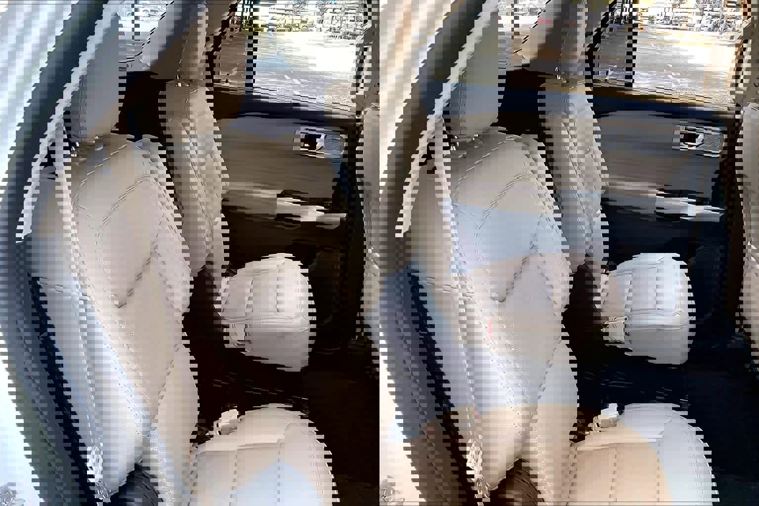 Used 2021 Ford Explorer Limited w/ Equipment Group 301A image 17