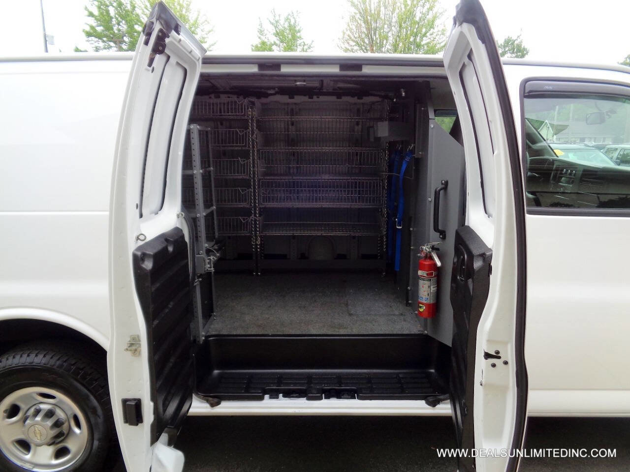 Used 2021 Chevrolet Express 2500 image 23