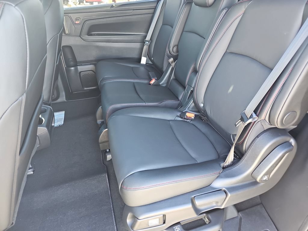 Used 2026 Honda Odyssey Sport-L image 16