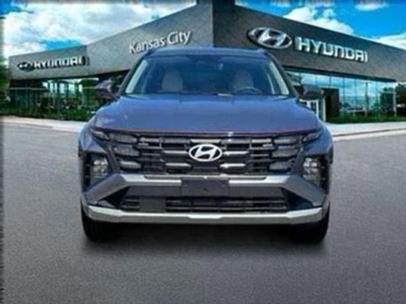 Used 2025 Hyundai Tucson SEL image 12