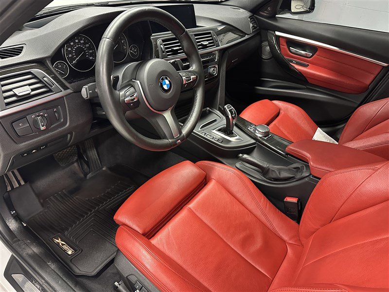 Used 2017 BMW 340i xDrive Sedan image 2